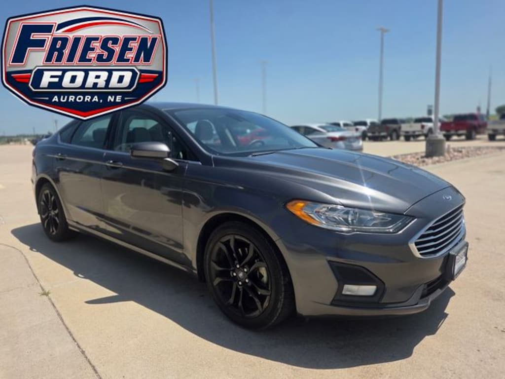 Used 2020 Ford Fusion SE Sedan