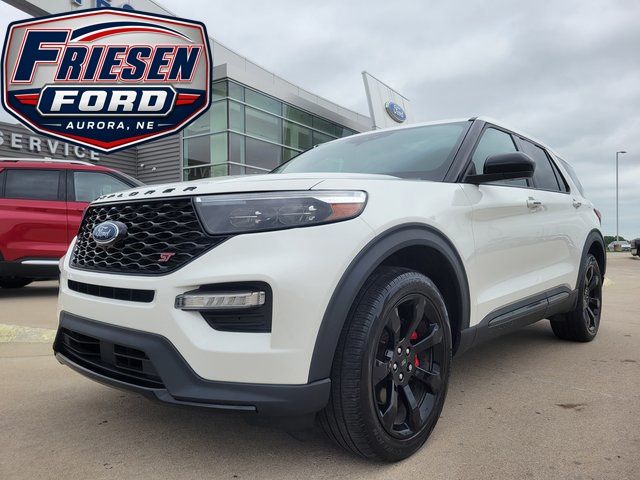 2022 Ford Explorer ST 4WD's photo
