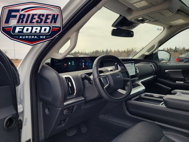2025 Ford Expedition Platinum - Photo 14