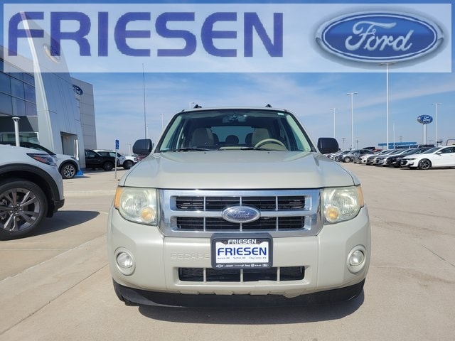 Used 2008 Ford Escape XLT with VIN 1FMCU93118KB27426 for sale in Aurora, NE