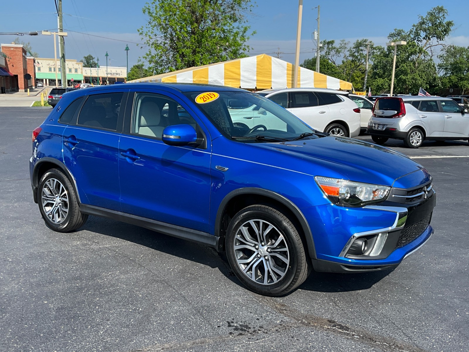 2019 Mitsubishi Outlander Sport 2.0 SE 2WD CVT's photo