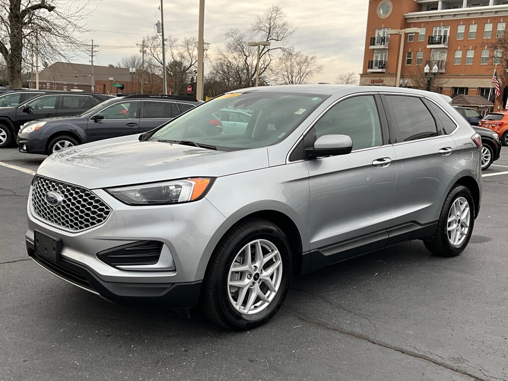Used 2023 Ford Edge SUV