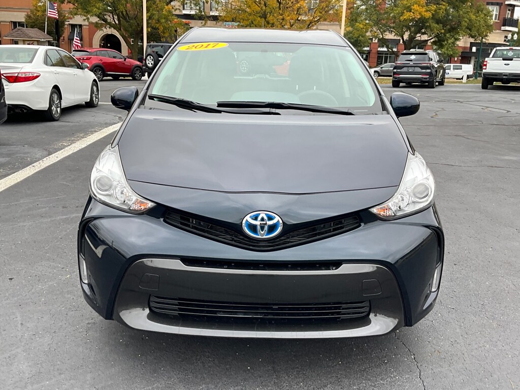 Used 2017 Toyota Prius v Three Wagon