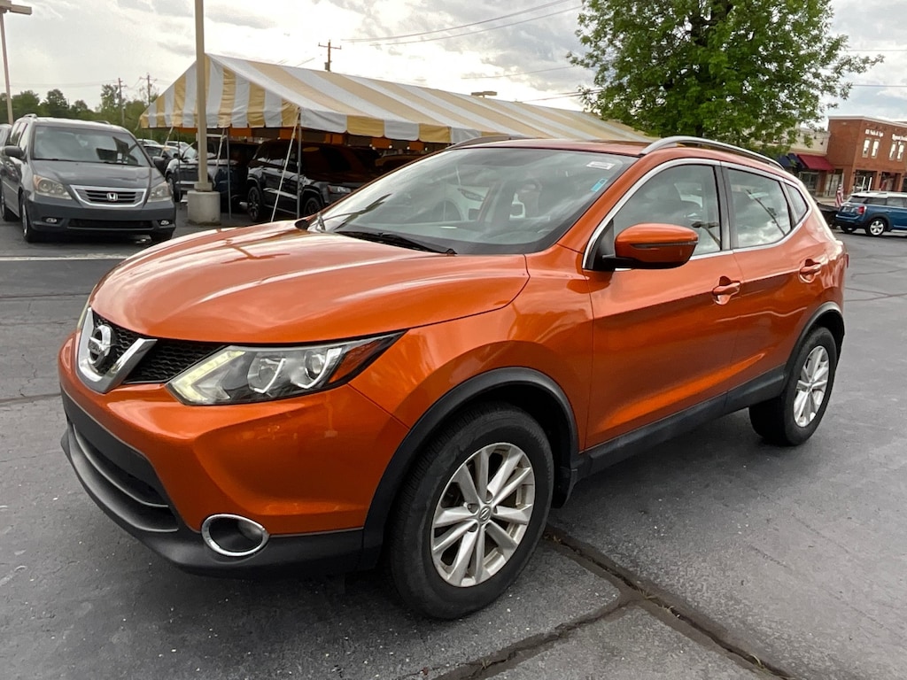 Used 2017 Nissan Rogue Sport SV SUV