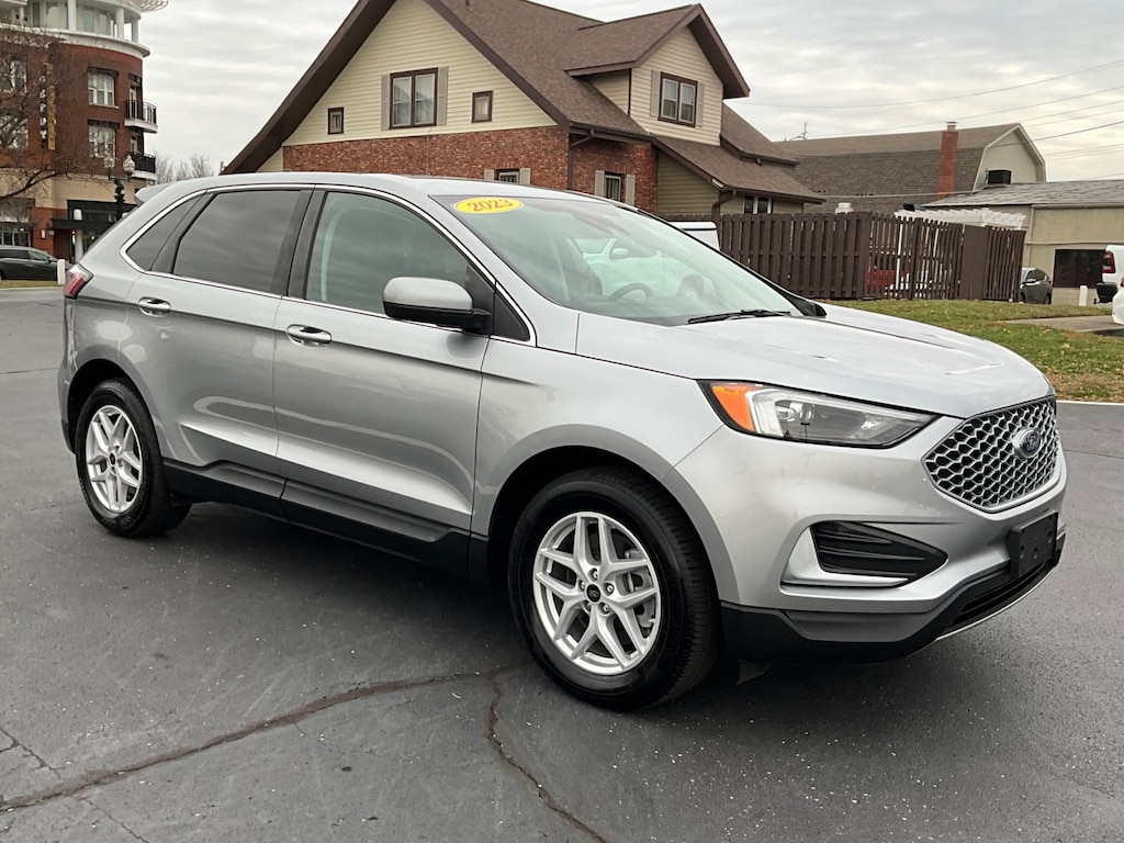 Used 2023 Ford Edge SUV