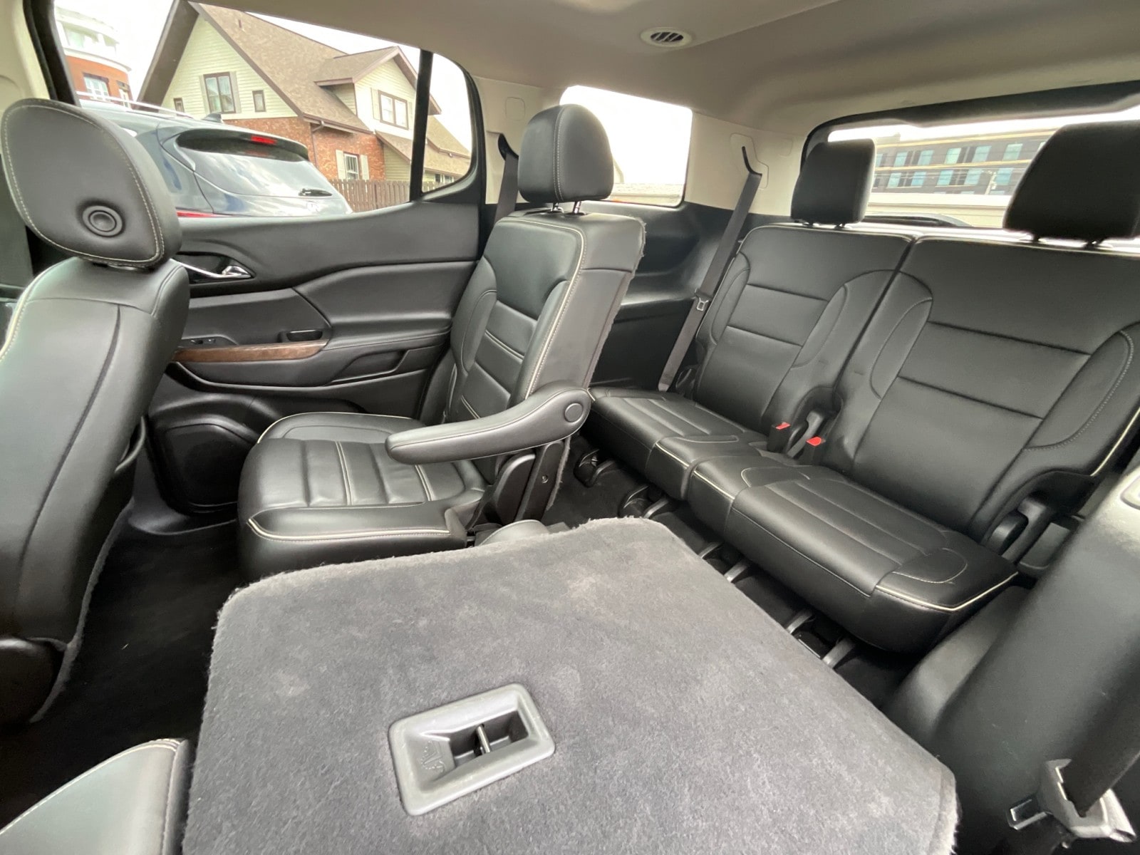 2021 GMC Acadia Denali - Photo 37