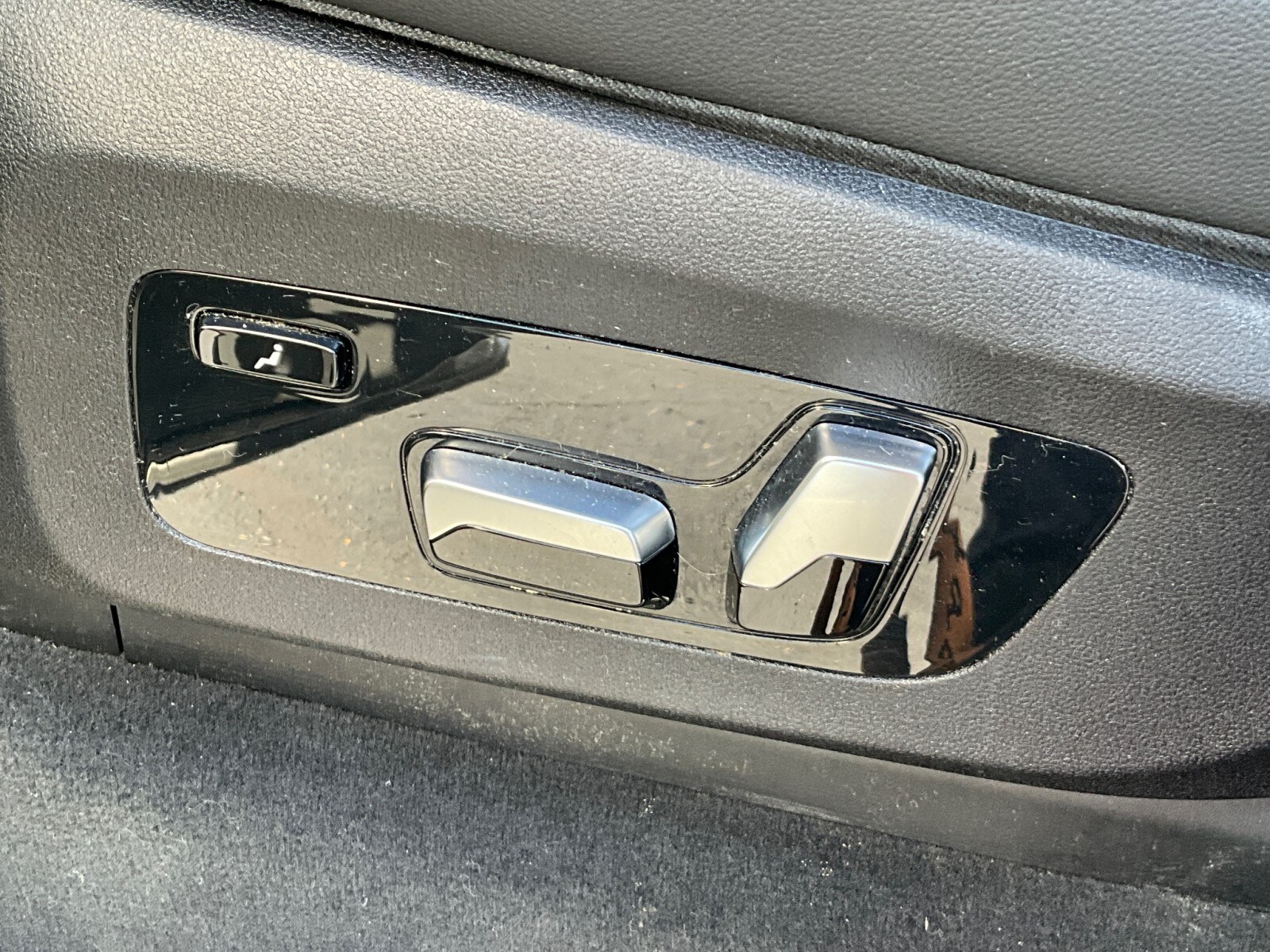 2019 BMW X7 50i - Photo 36