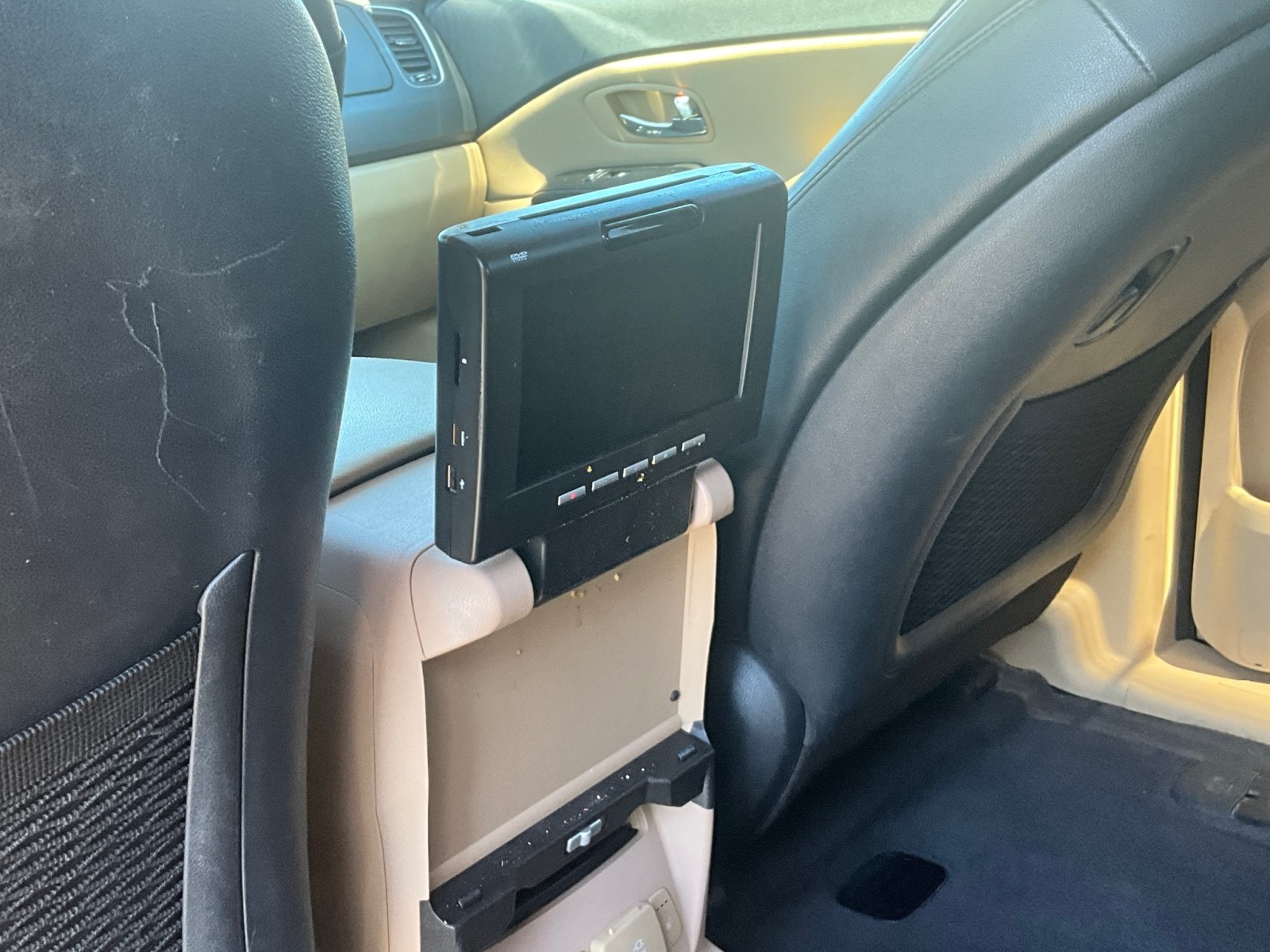 2016 Kia Sedona SX - Photo 33