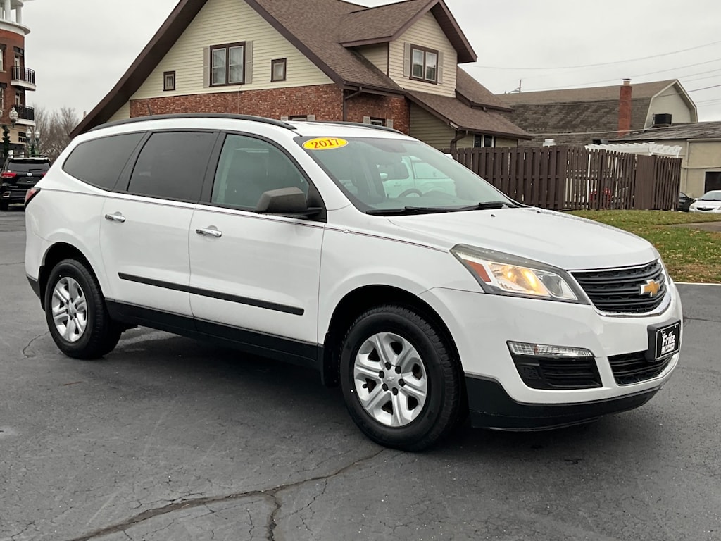 Used 2017 Chevrolet Traverse LS SUV