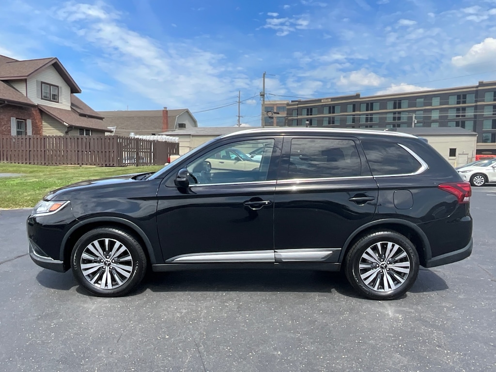 Used 2019 Mitsubishi Outlander SEL CUV