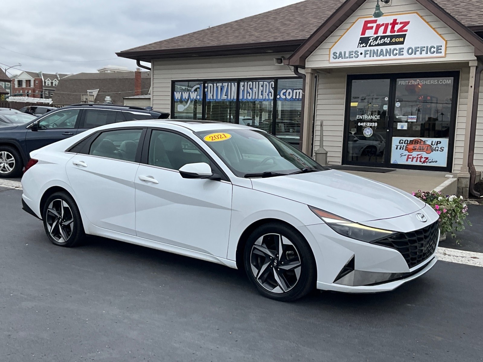 2021 Hyundai Elantra Limited's photo