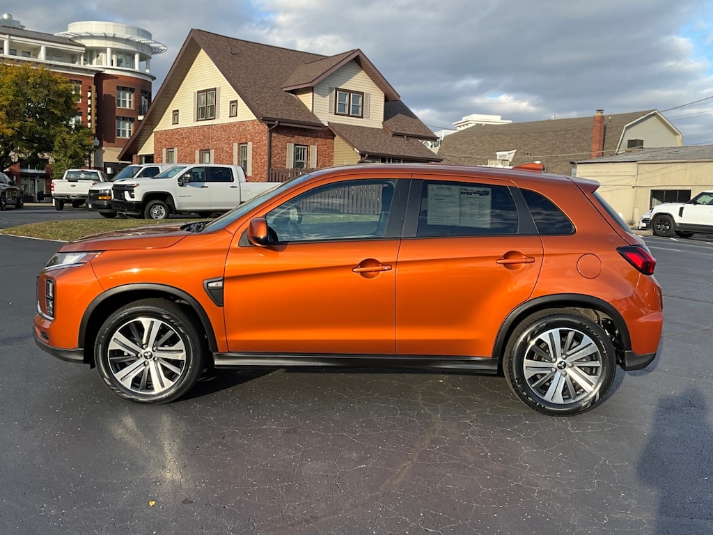Used 2023 Mitsubishi Outlander Sport 2.0 ES SUV
