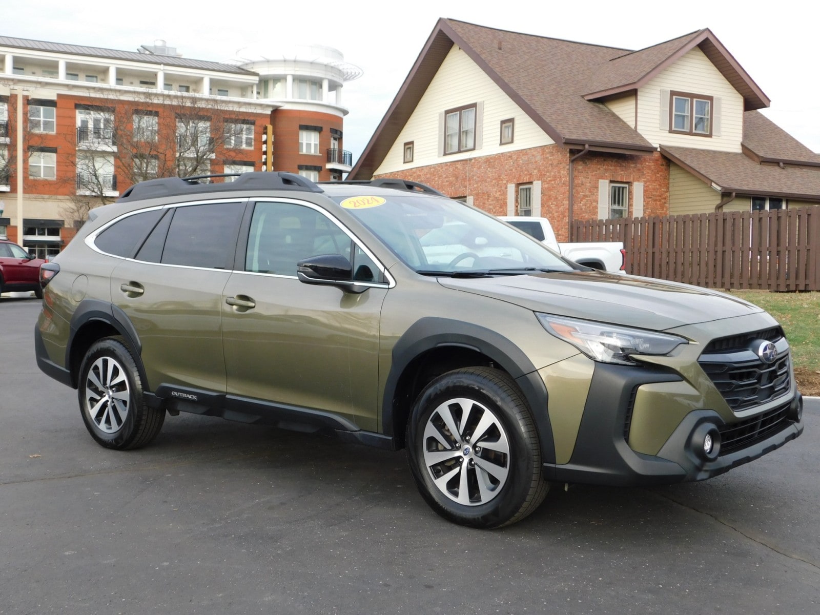 2024 Subaru Outback Premium's photo