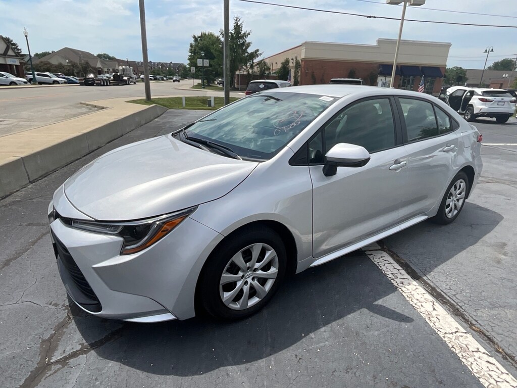 Used 2025 Toyota Corolla LE Sedan