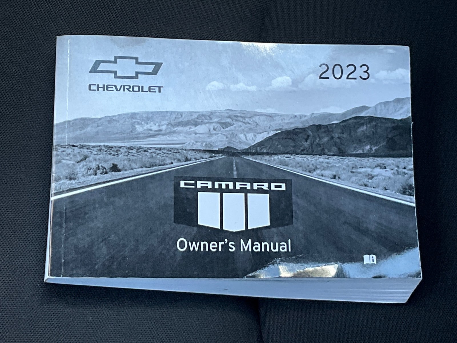 2023 Chevrolet Camaro 1LT - Photo 27