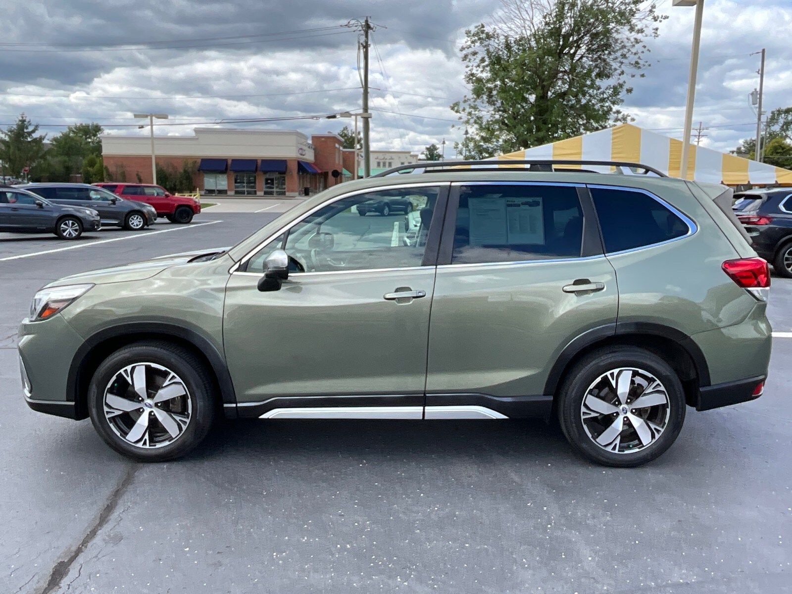 2020 Subaru Forester Touring photo 4