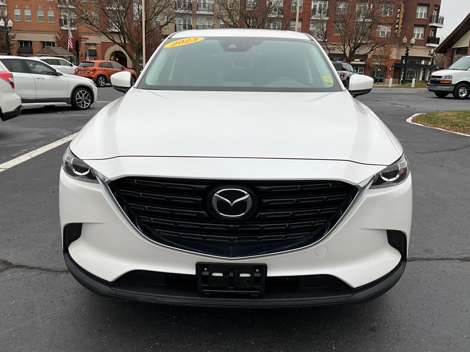 2023 Mazda CX-9 Touring photo 2