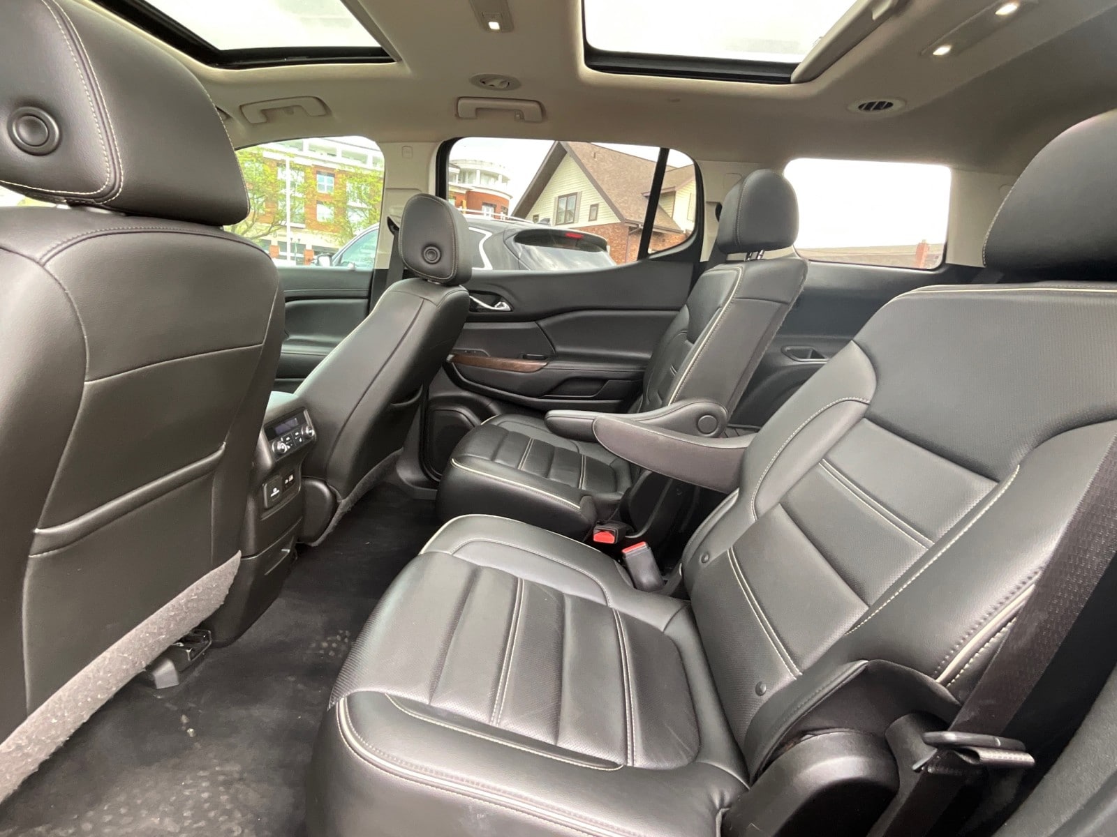 2021 GMC Acadia Denali - Photo 35