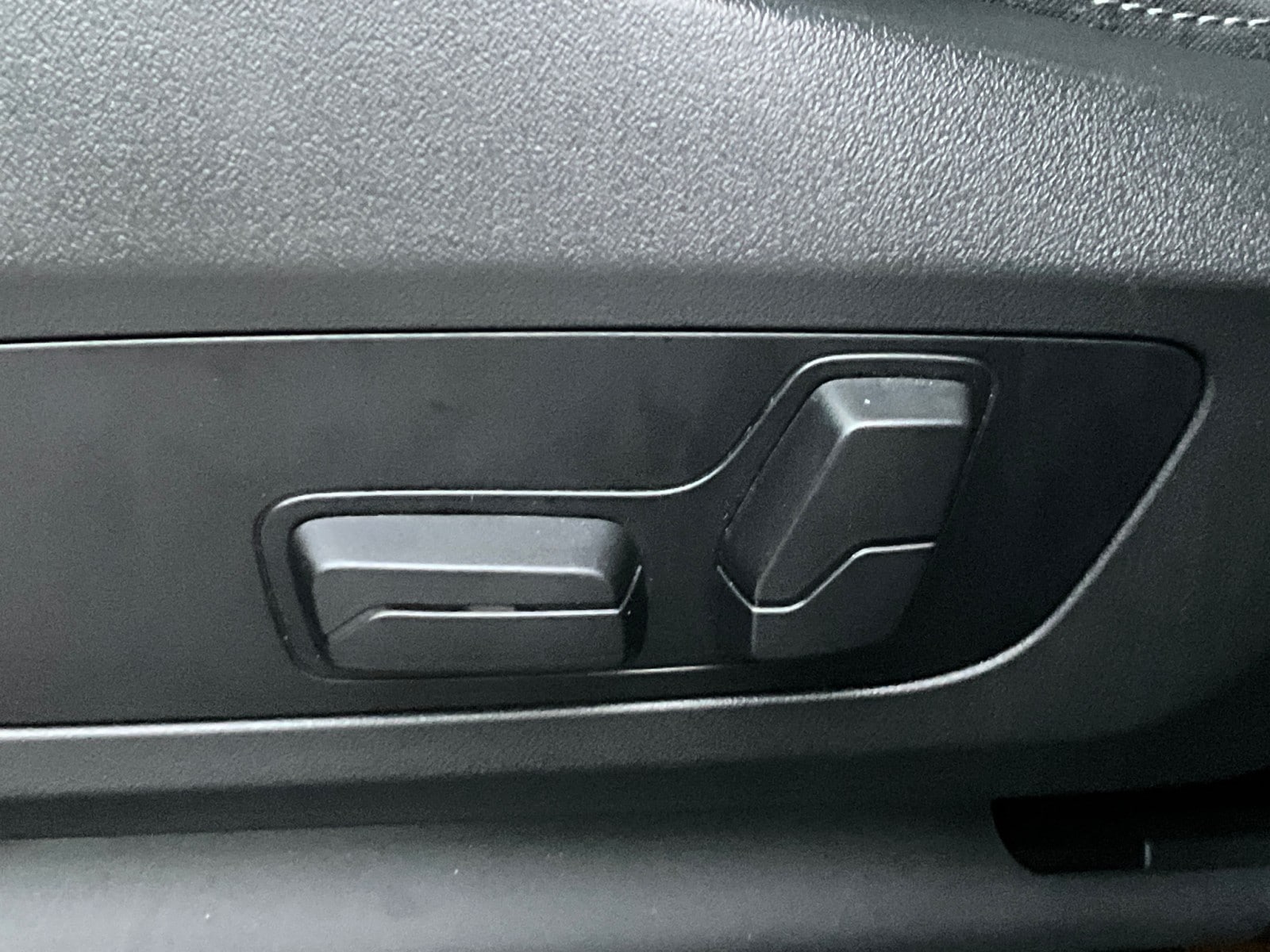 2023 BMW X1 28i - Photo 30