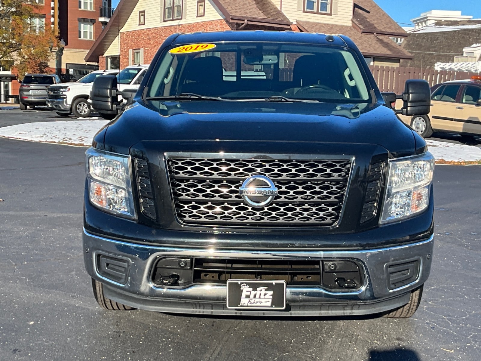 2019 Nissan Titan SV's photo
