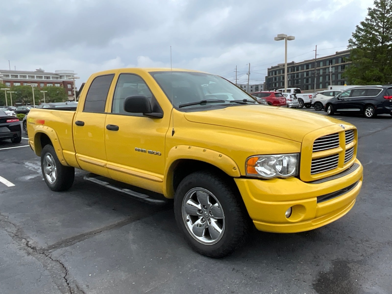 2005 Dodge Ram 1500 Pickup SLT