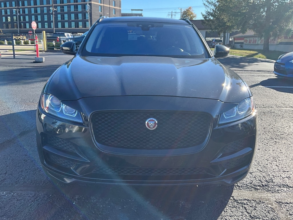 Used 2017 Jaguar F-PACE 35t Premium SUV