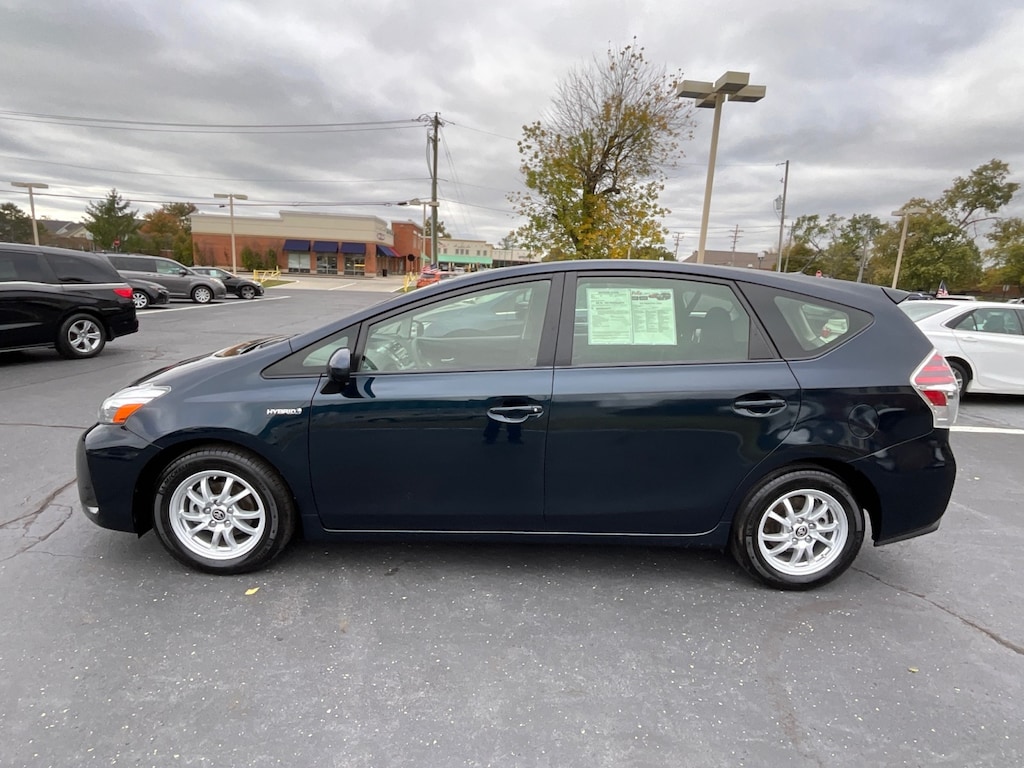Used 2017 Toyota Prius v Three Wagon