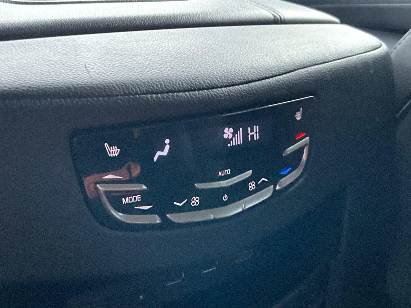 2020 Cadillac Escalade ESV Premium Luxury - Photo 35