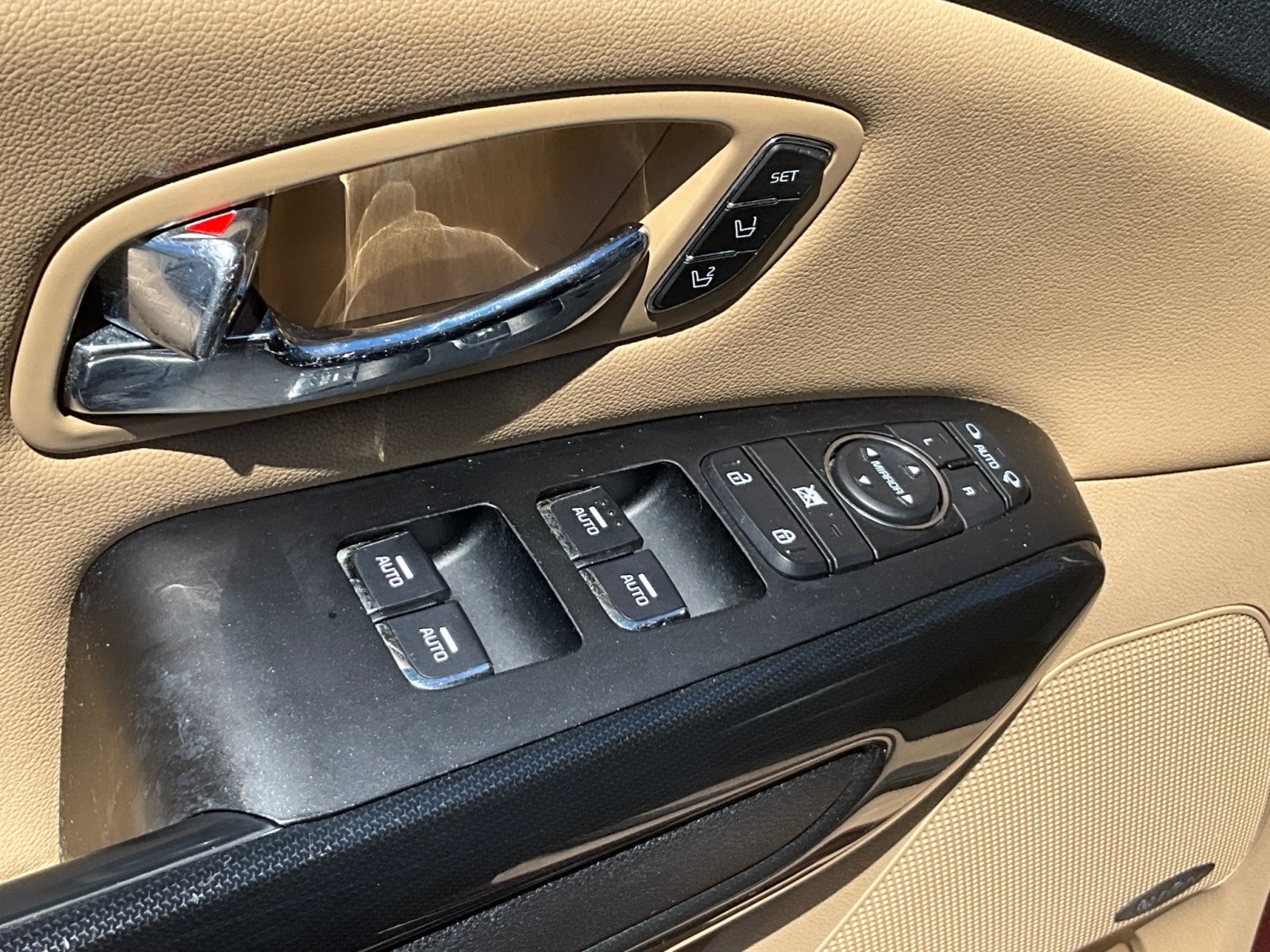 2016 Kia Sedona SX - Photo 29