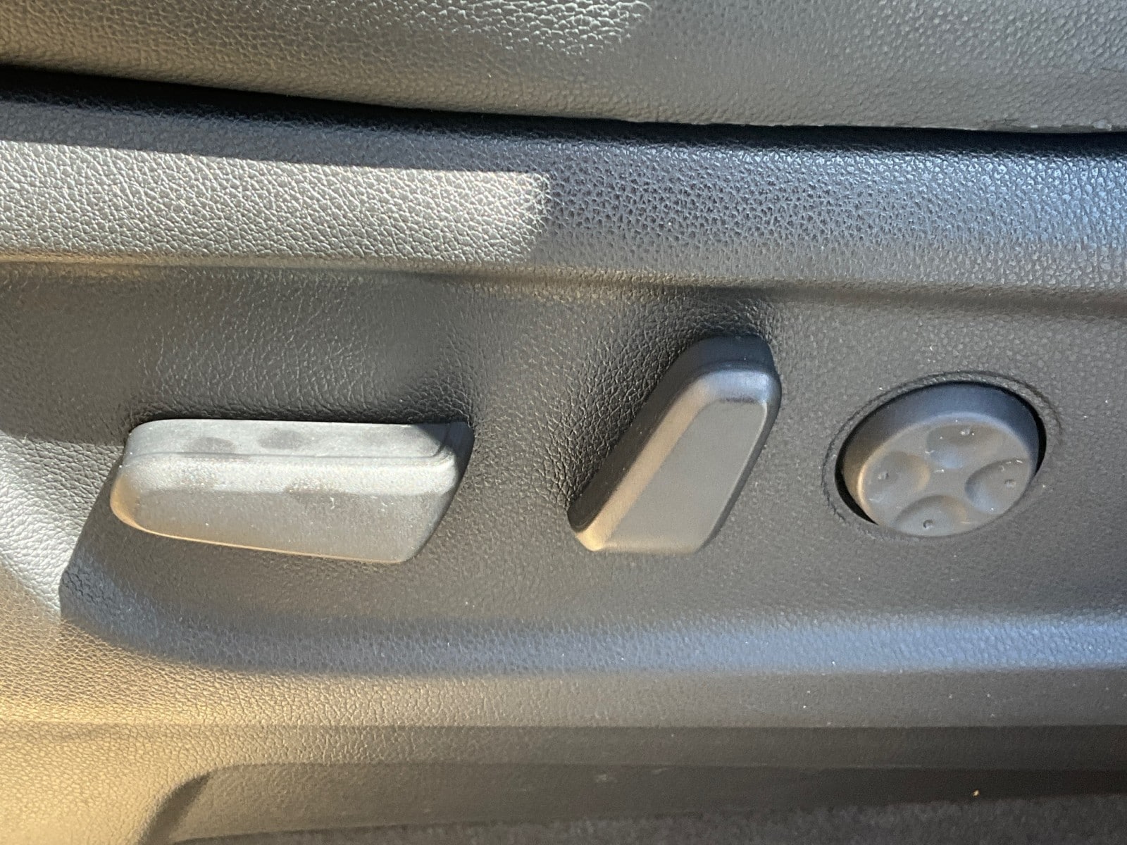 2016 Kia Sedona SX - Photo 28