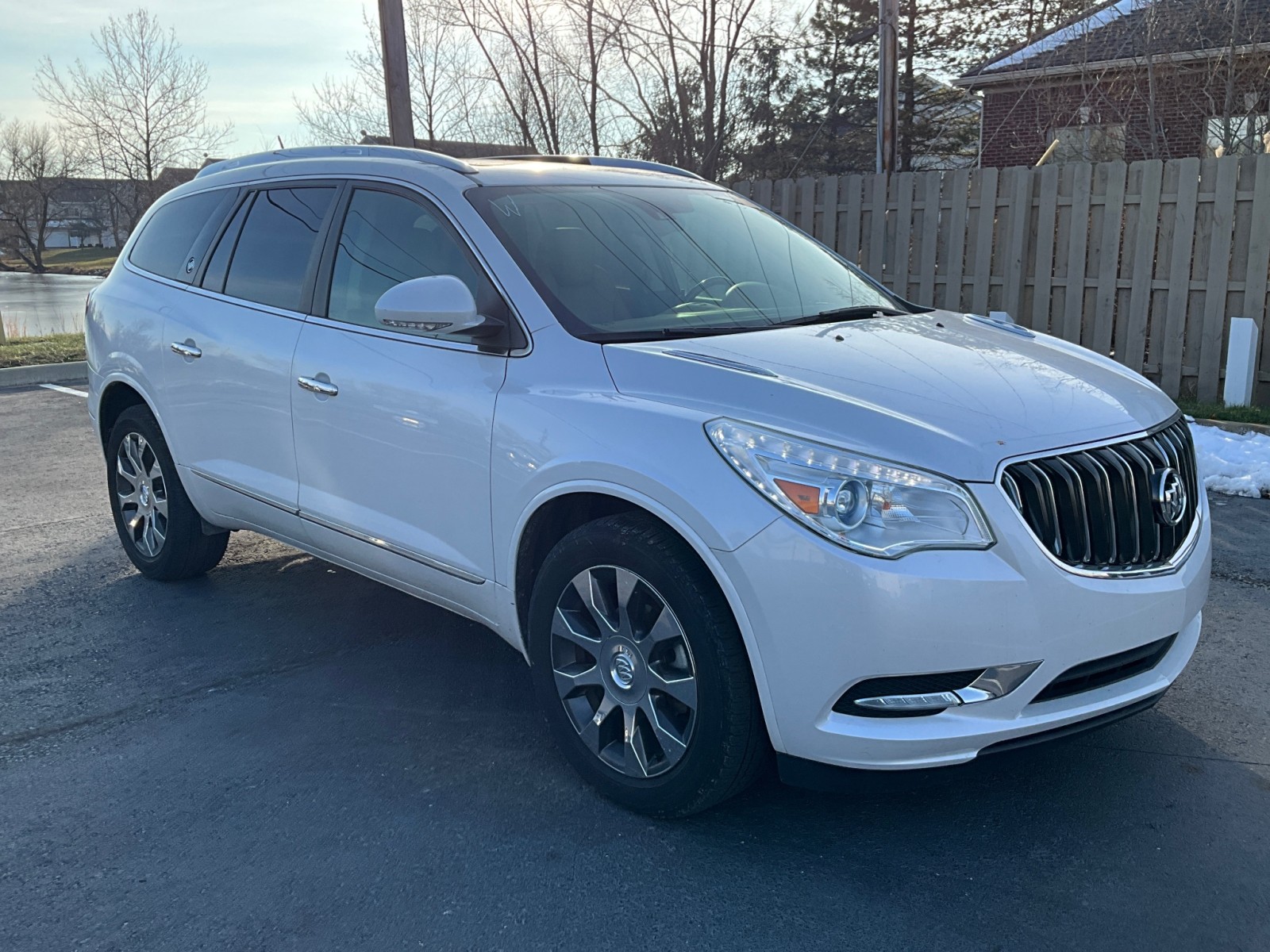 2017 Buick Enclave Premium's photo
