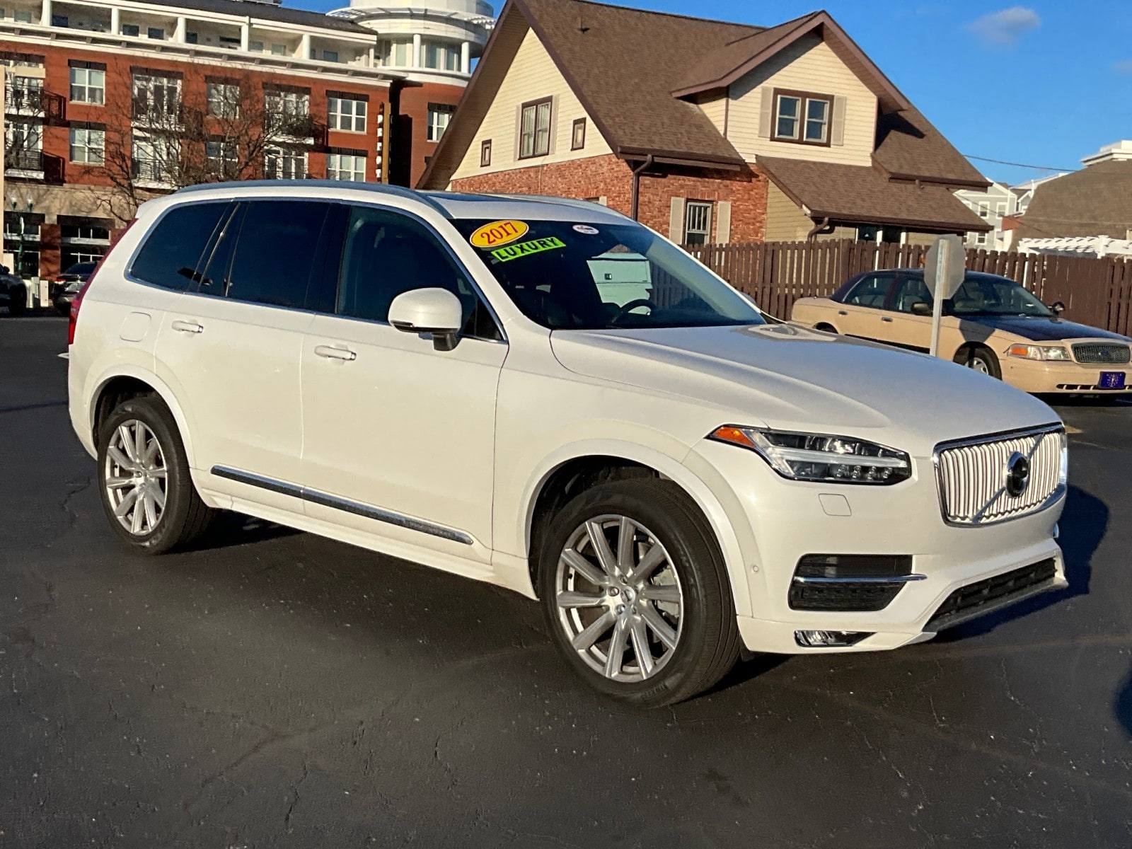 2017 Volvo XC90 Inscription's photo