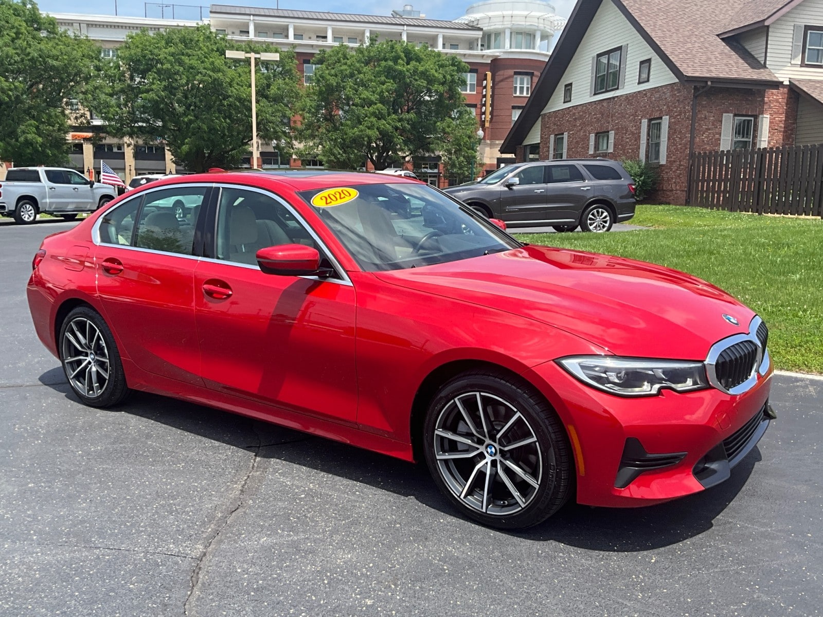2020 BMW 3 Series 330i xDrive Sedan's photo