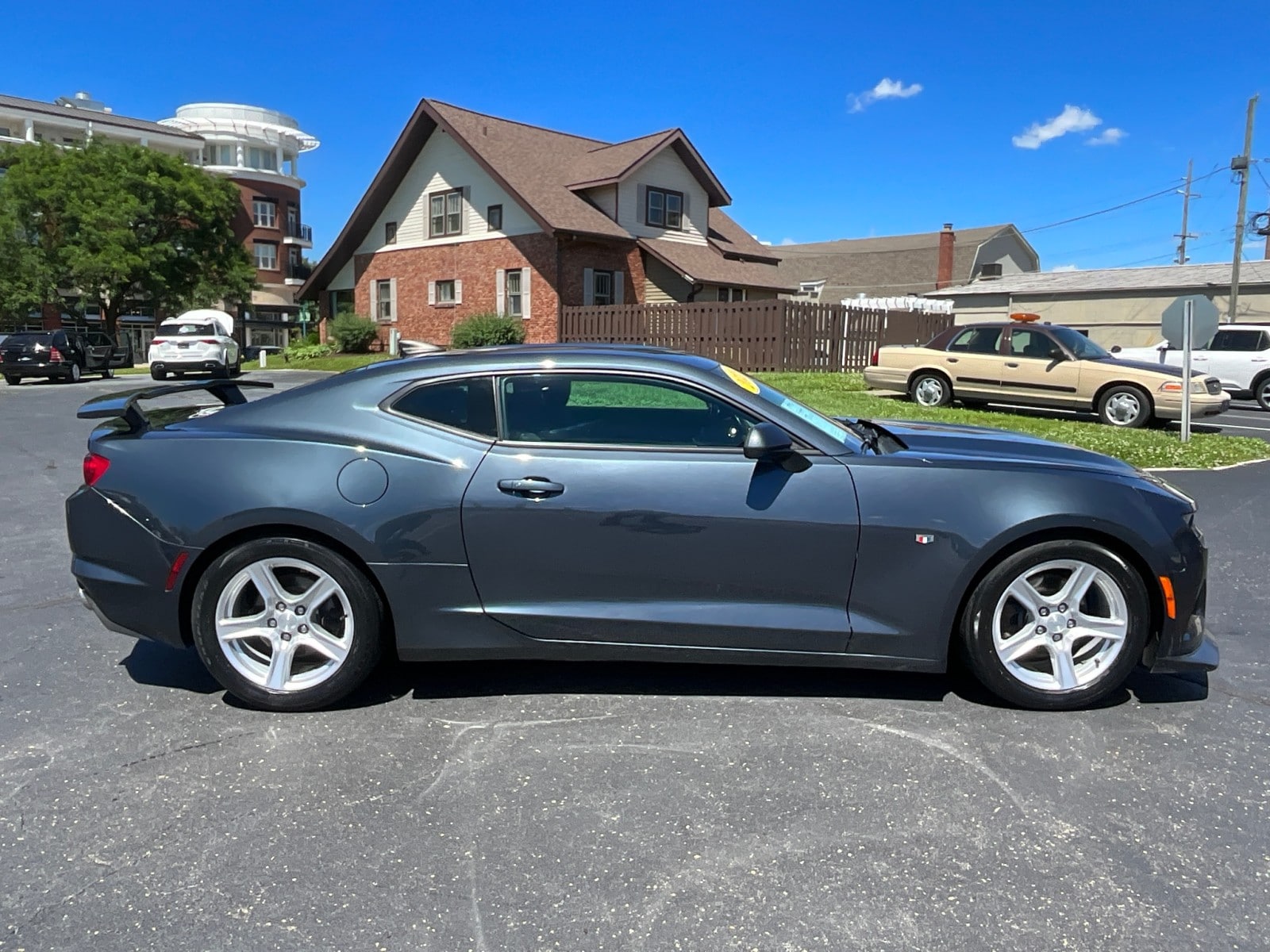 2023 Chevrolet Camaro 1LT - Photo 8