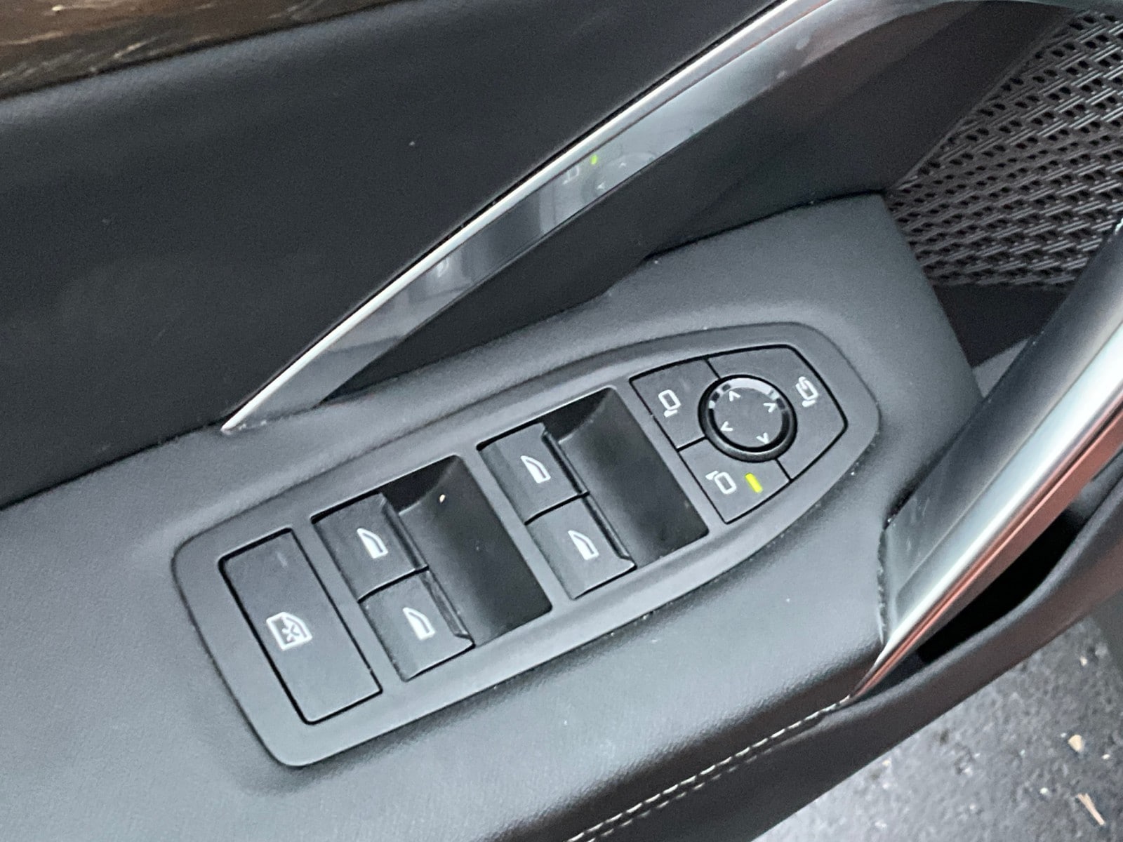 2023 BMW X1 28i - Photo 31