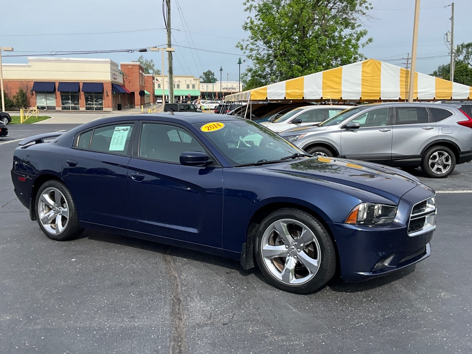 2014 Dodge Charger SXT's photo