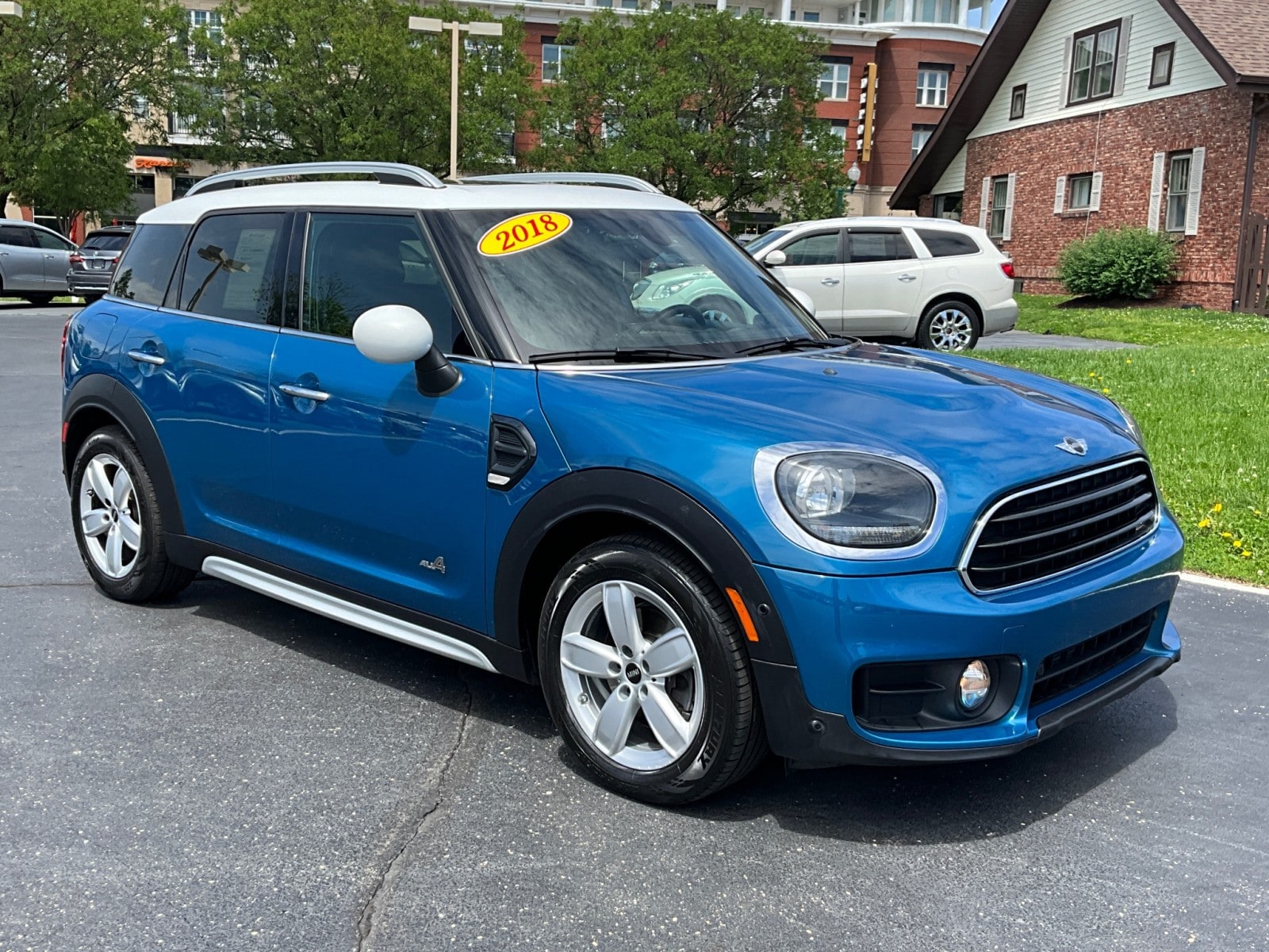 2018 MINI Countryman Cooper ALL4's photo