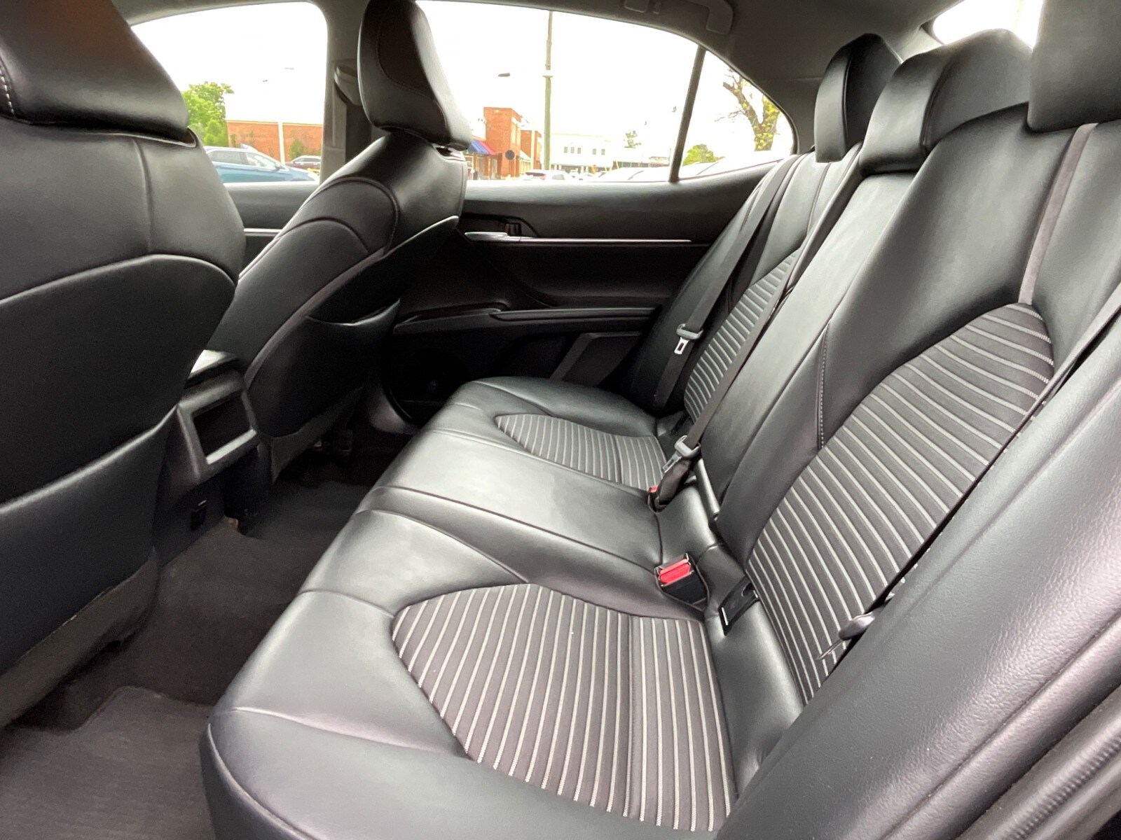 2024 Toyota Camry SE - Photo 25