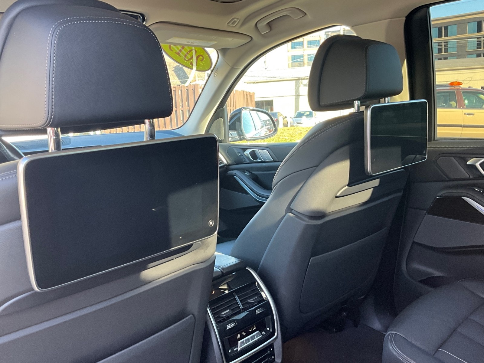 2019 BMW X7 50i - Photo 38