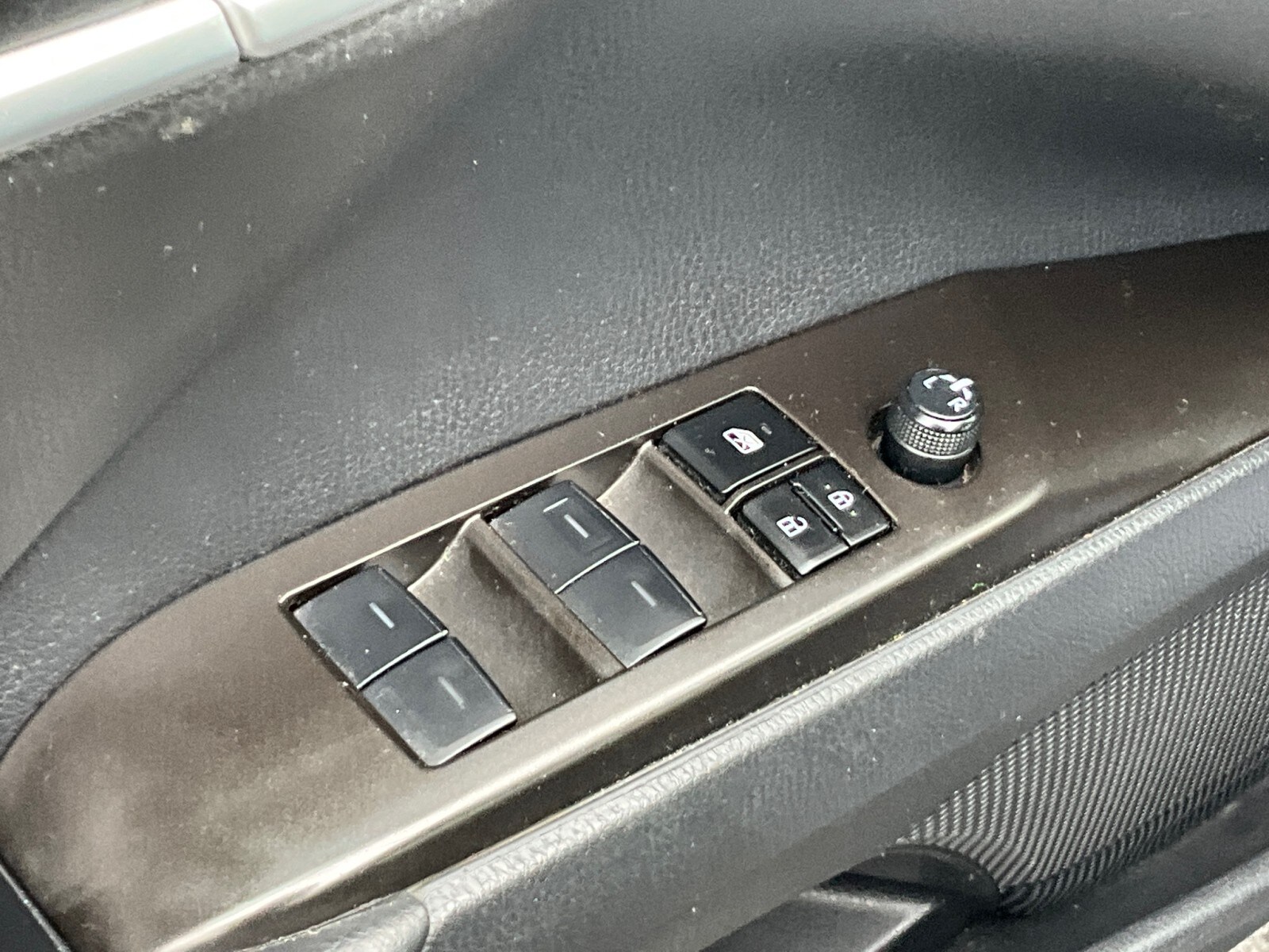 2024 Toyota Camry SE - Photo 23