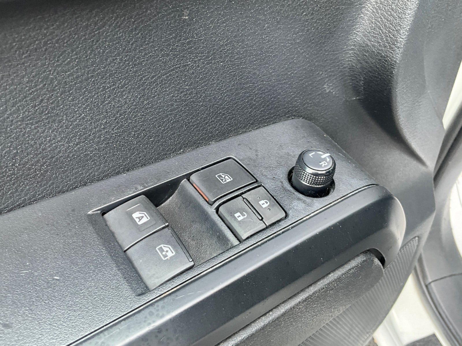 2021 Toyota Tacoma SR - Photo 20