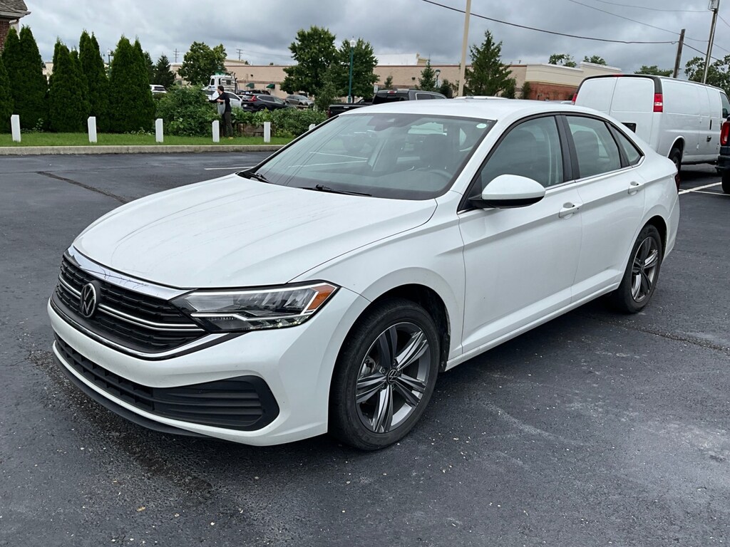 Used 2023 Volkswagen Jetta 1.5T SE Sedan