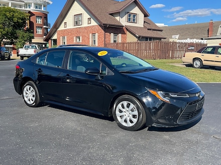 2023 Toyota Corolla LE Sedan