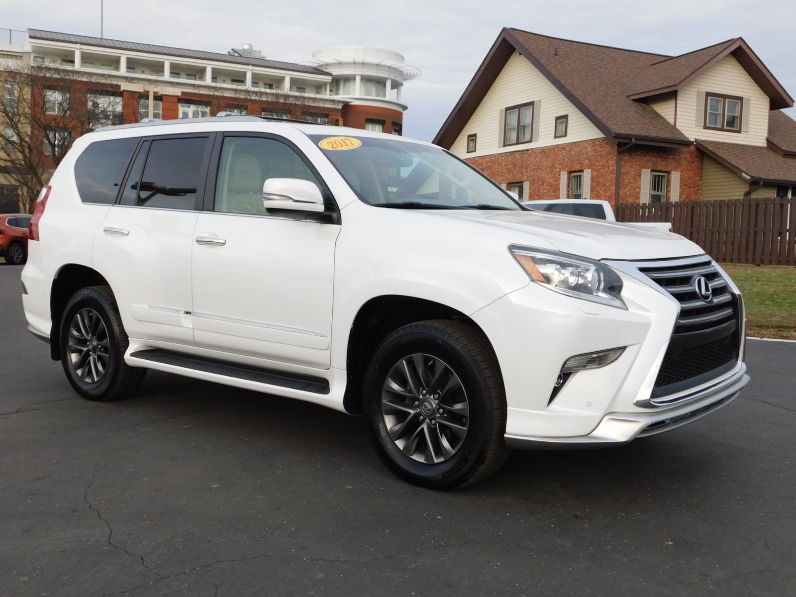 2017 Lexus GX Base's photo