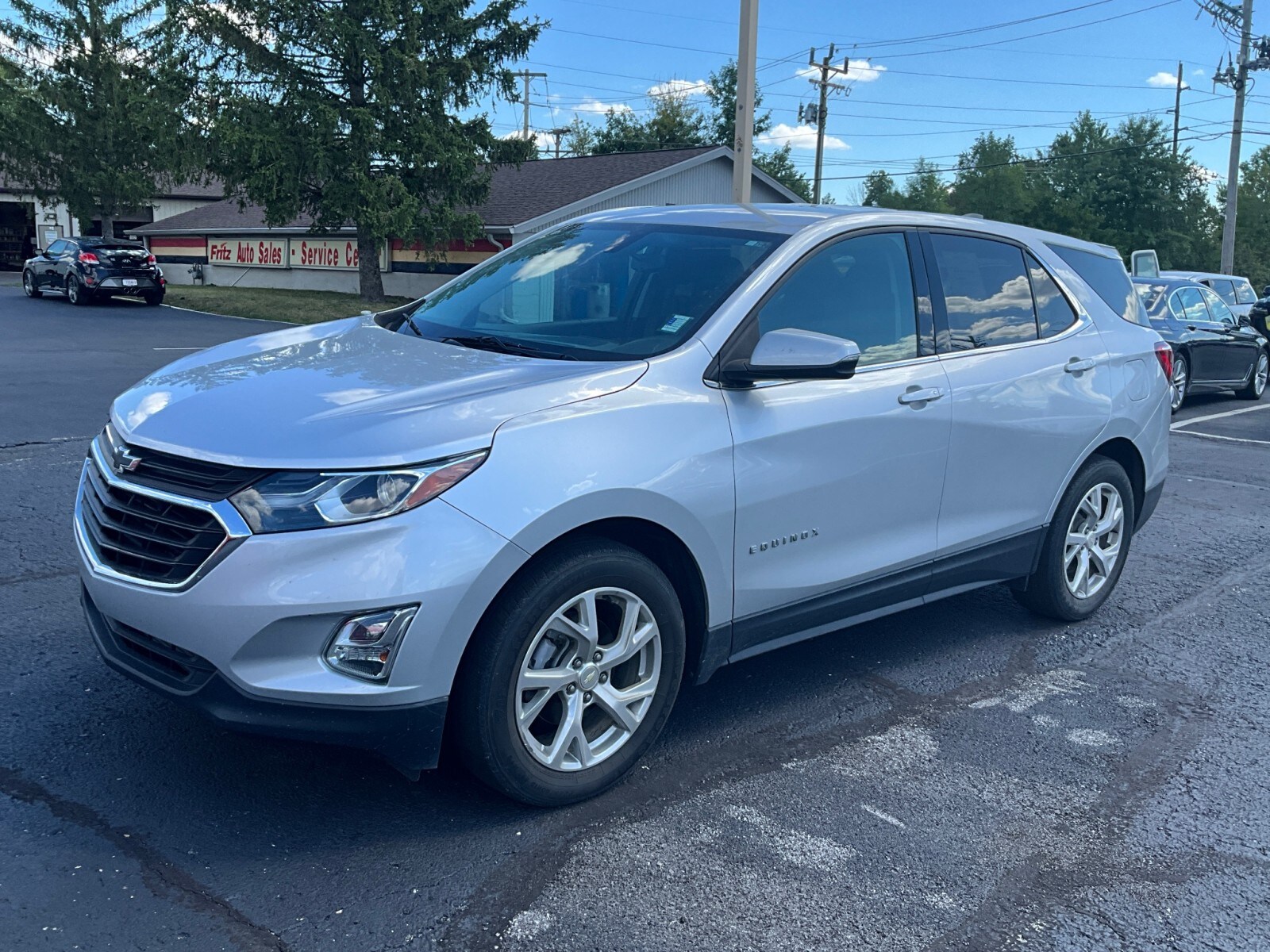 2019 Chevrolet Equinox photo 3