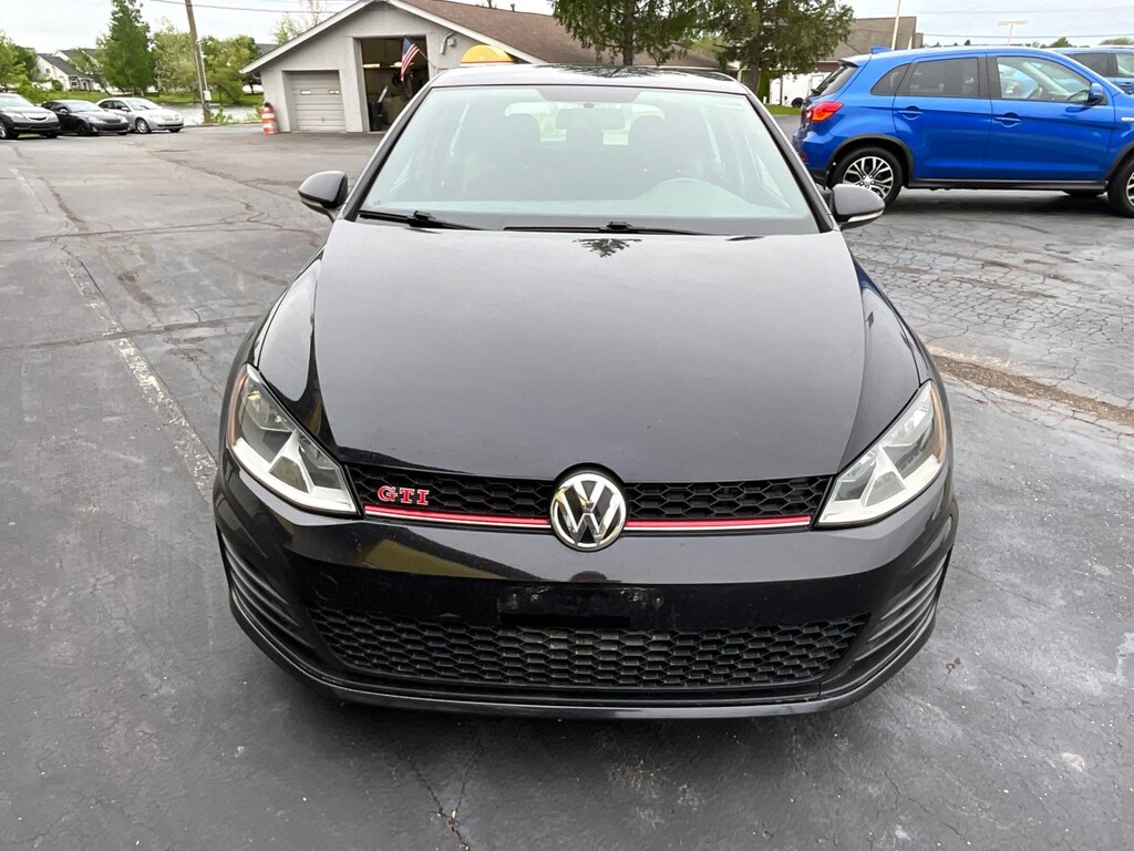 Used 2016 Volkswagen Golf GTI S w/Performance Package 4-Door Hatchback