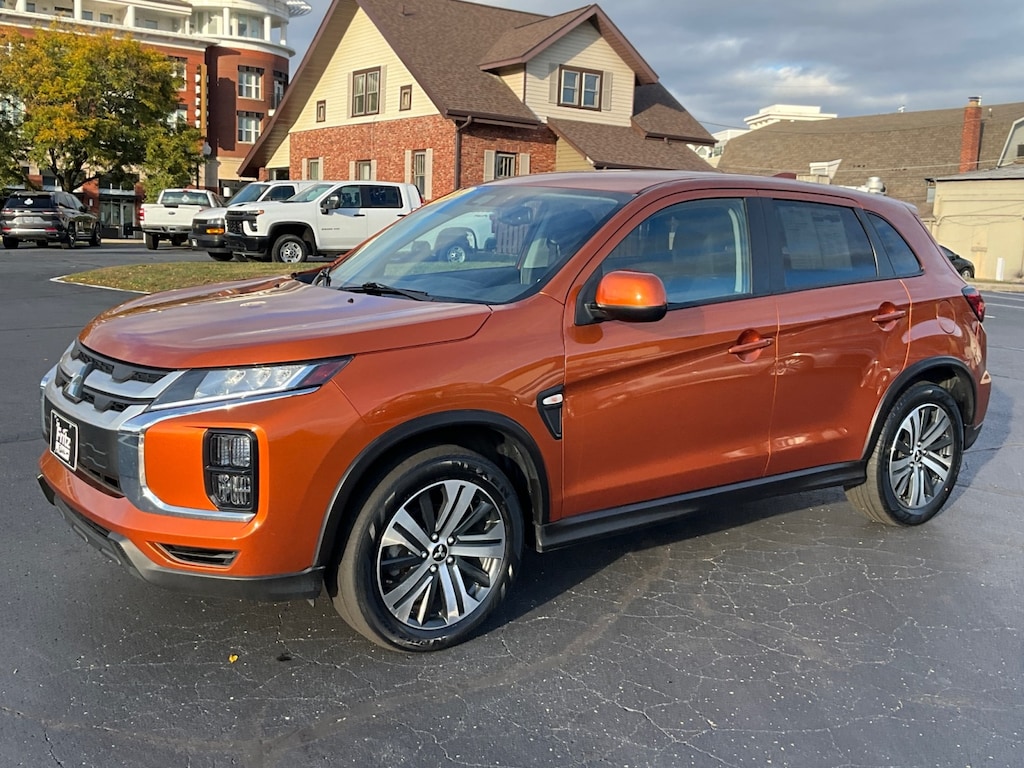 Used 2023 Mitsubishi Outlander Sport 2.0 ES SUV