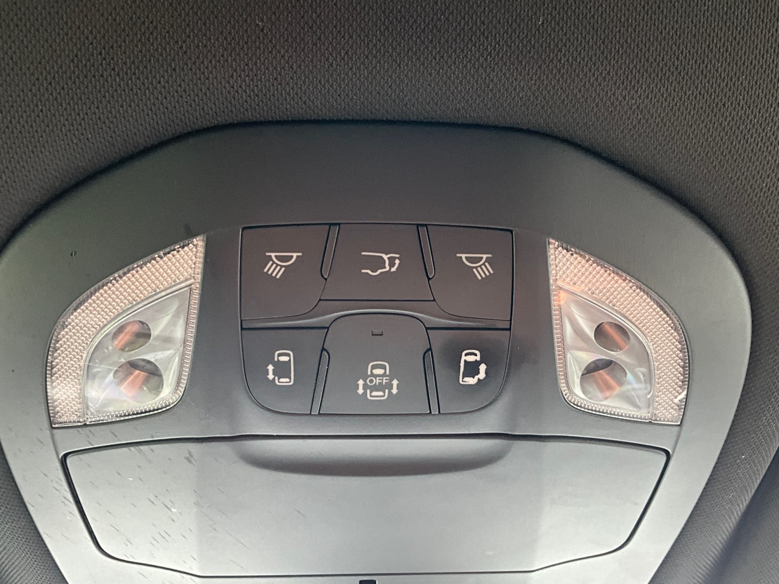 2023 Chrysler Pacifica Touring - Photo 15