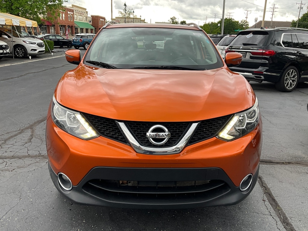 Used 2017 Nissan Rogue Sport SV SUV