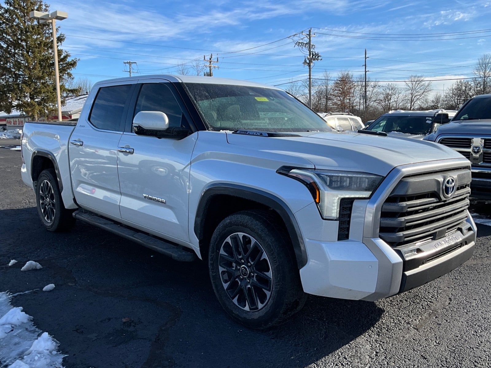 2024 Toyota Tundra Limited's photo